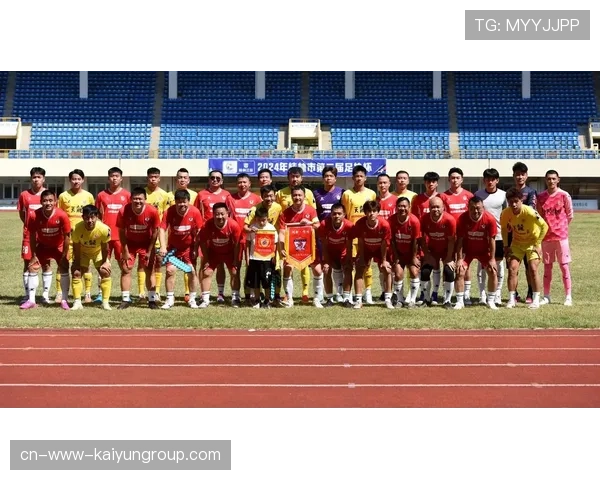 俱乐部组织外出友谊赛 增强球队实战经验，俱乐部友谊赛足球